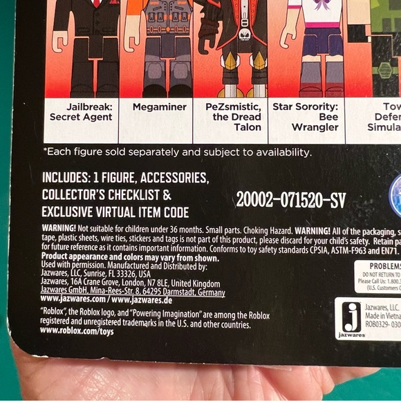 Roblox Figure “Fantastic Frontier-Guardian Set” is Brand New ! - Picture 5 of 7